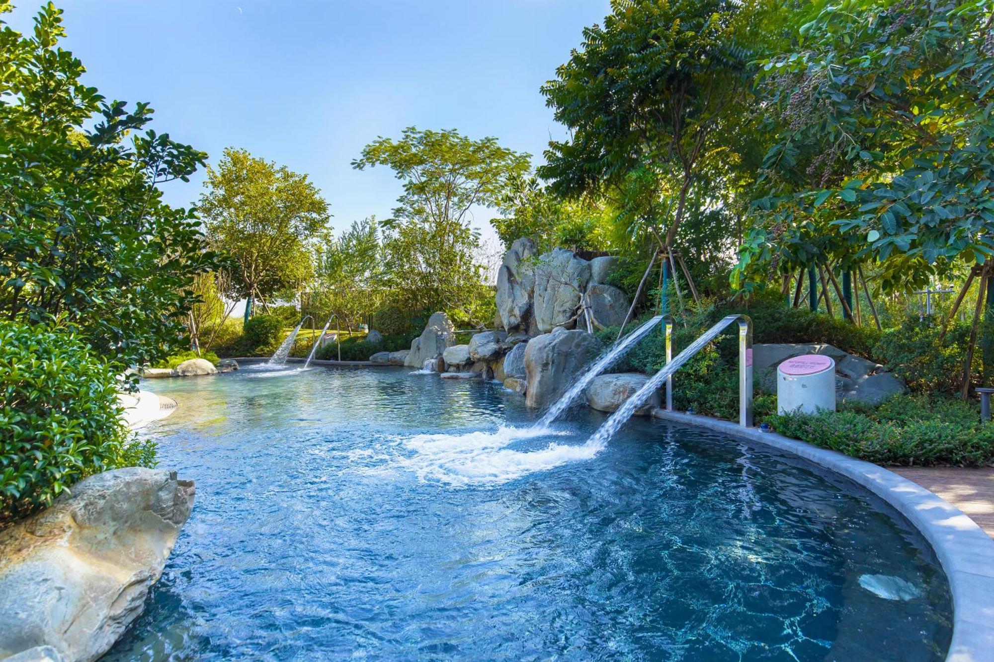 The Mulian Urban Resort Hotels Huadu Guangzhou Exterior photo