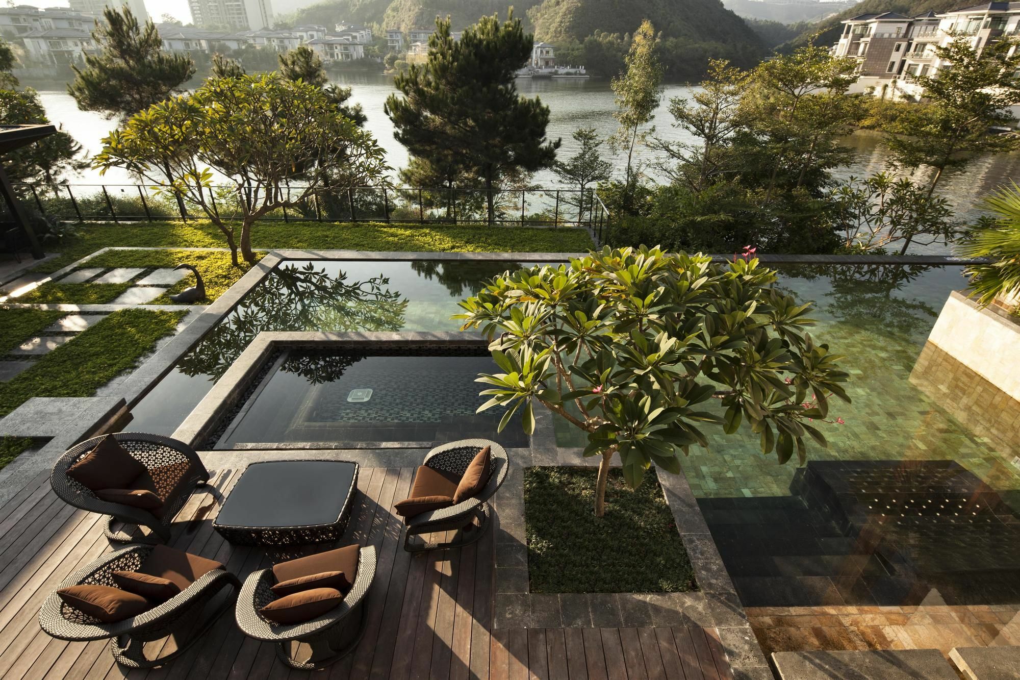 The Mulian Urban Resort Hotels Huadu Guangzhou Exterior photo